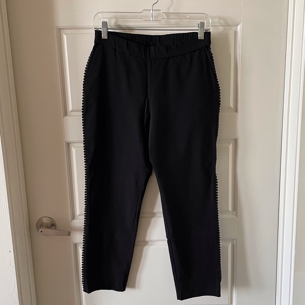 Susan Graver Pull-On Pants in Black with Trim Size 4 Petite